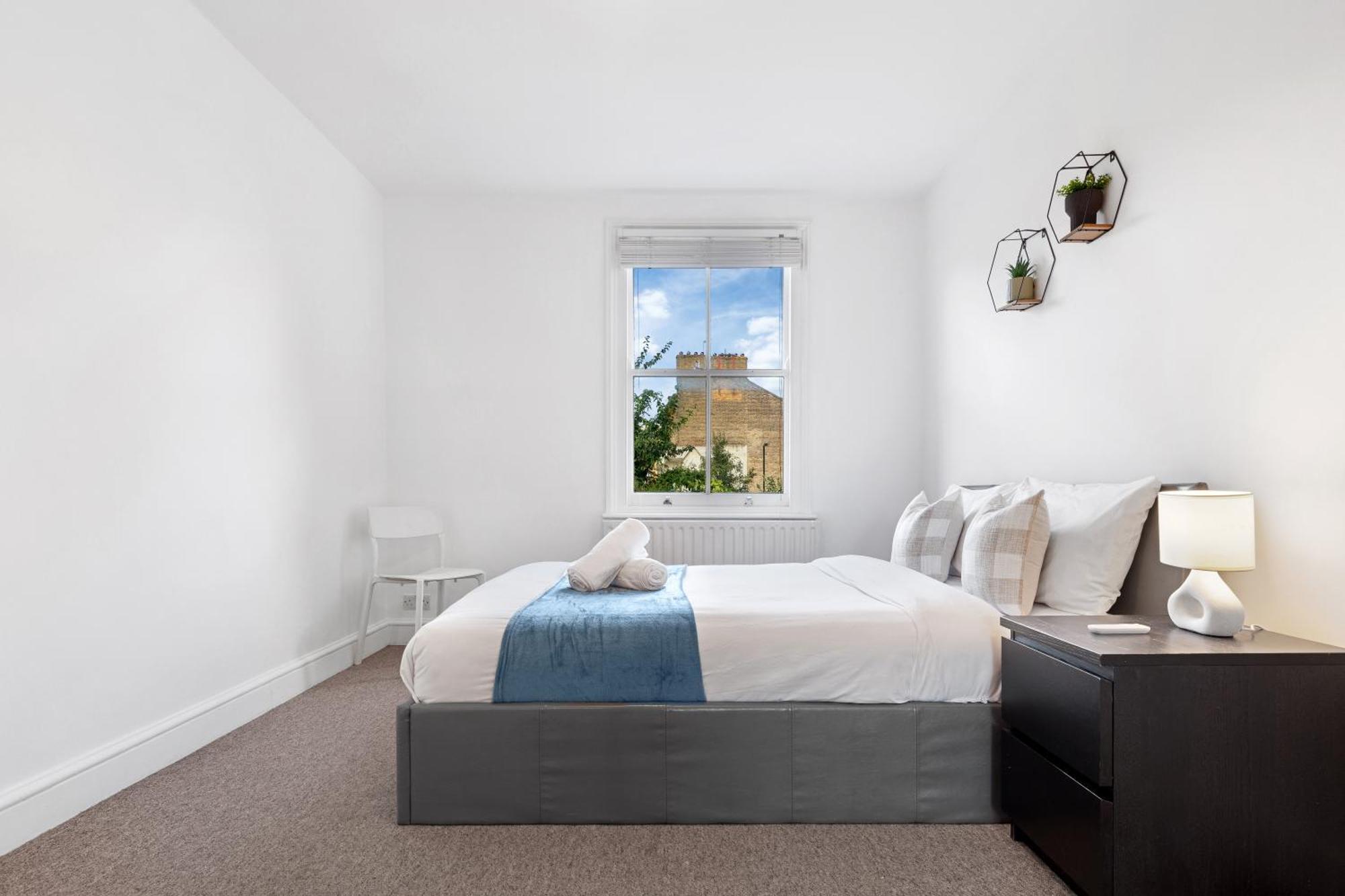 Luxury 4 Bedroom Flat With Stunning Shard View From Terrace In Central London! Next To Station, Sleeps 9 Екстериор снимка