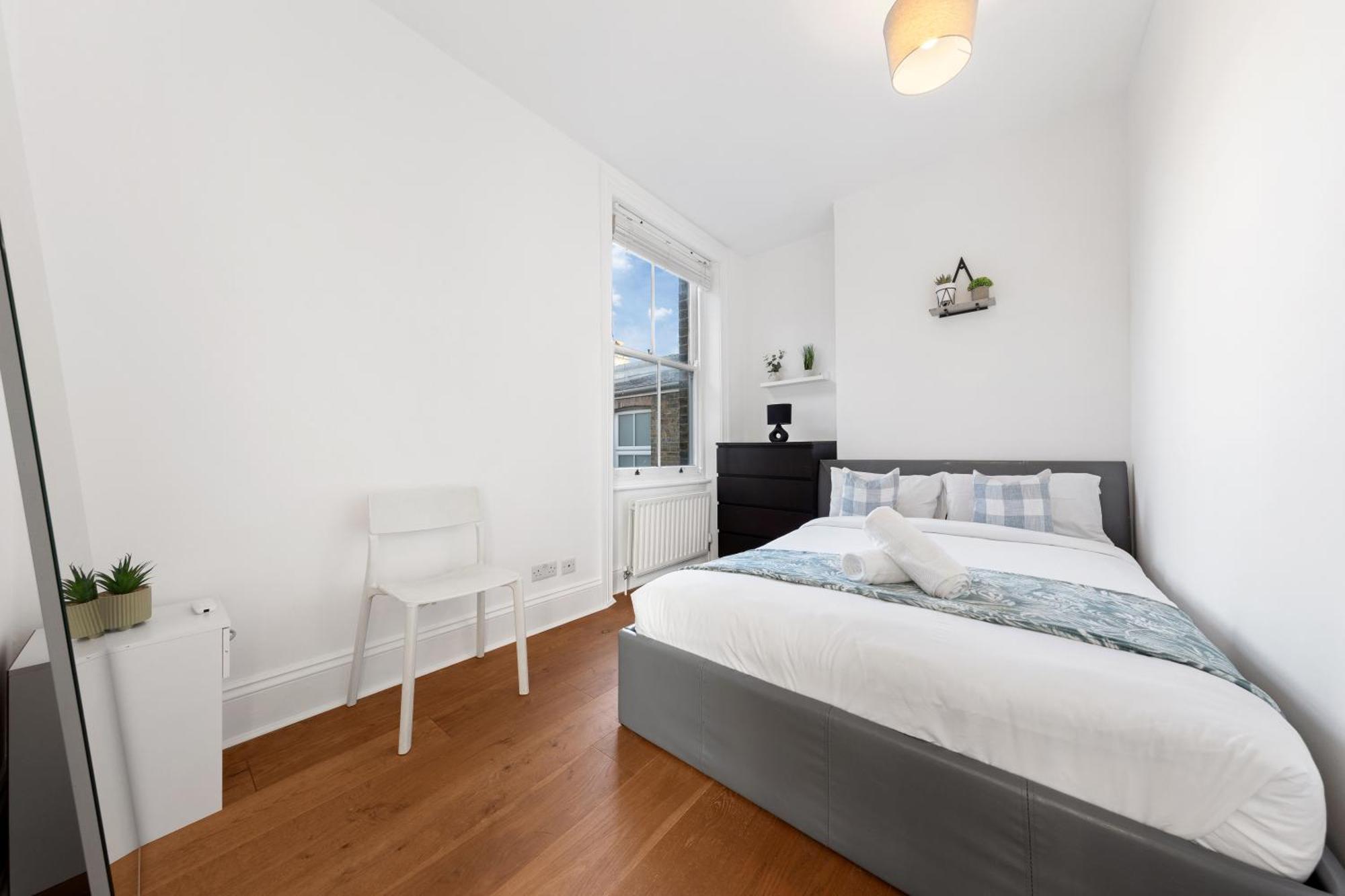 Luxury 4 Bedroom Flat With Stunning Shard View From Terrace In Central London! Next To Station, Sleeps 9 Екстериор снимка
